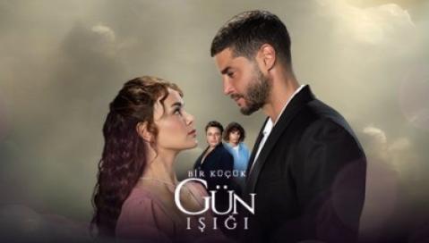 مسلسل القليل من ضوء النهار  الموسم 1 مترجم